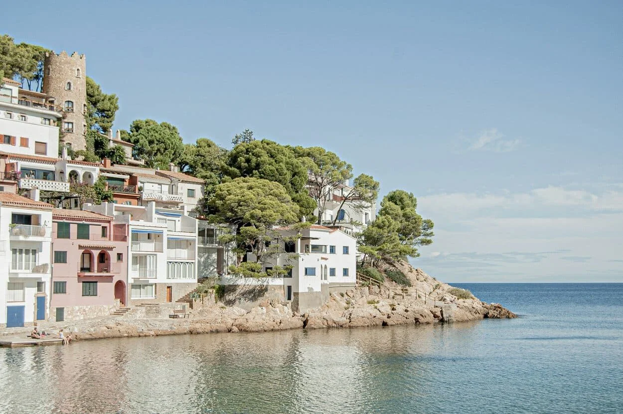 Elope in Costa Brava, Spain