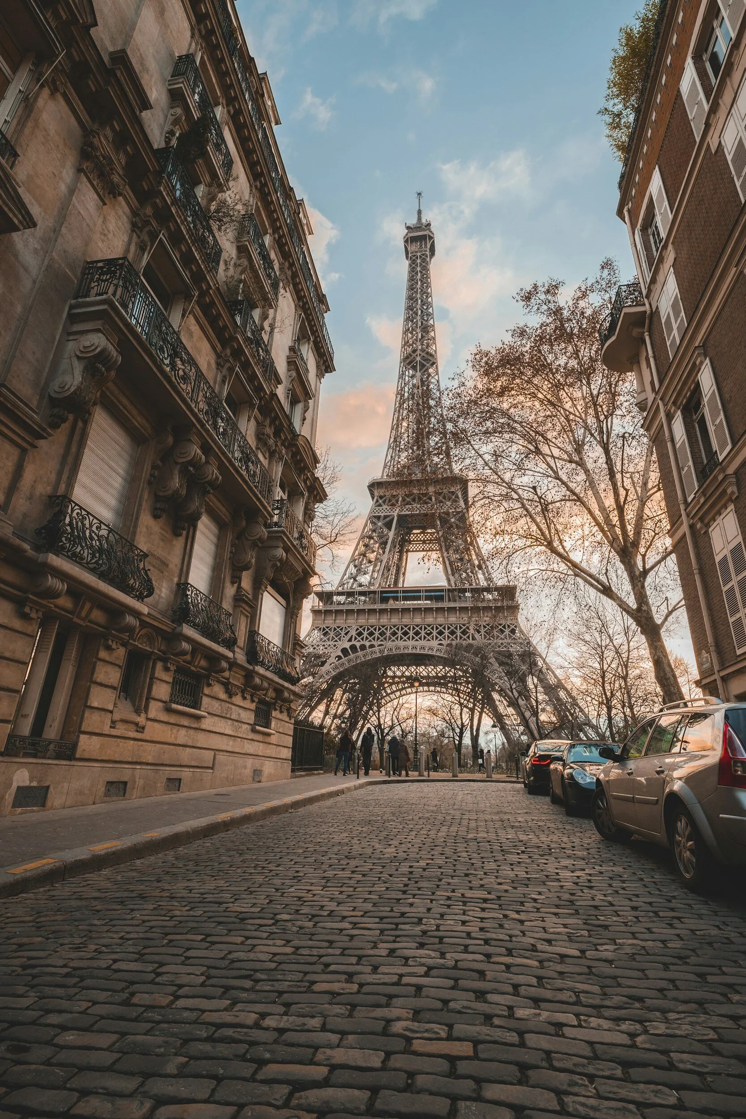 Elope in France
