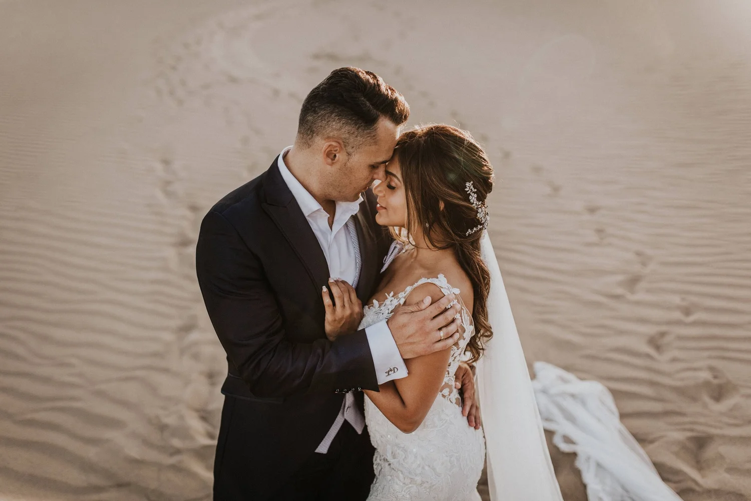 Elopement in the Canary Islands - El Momento Perfecto Photography
