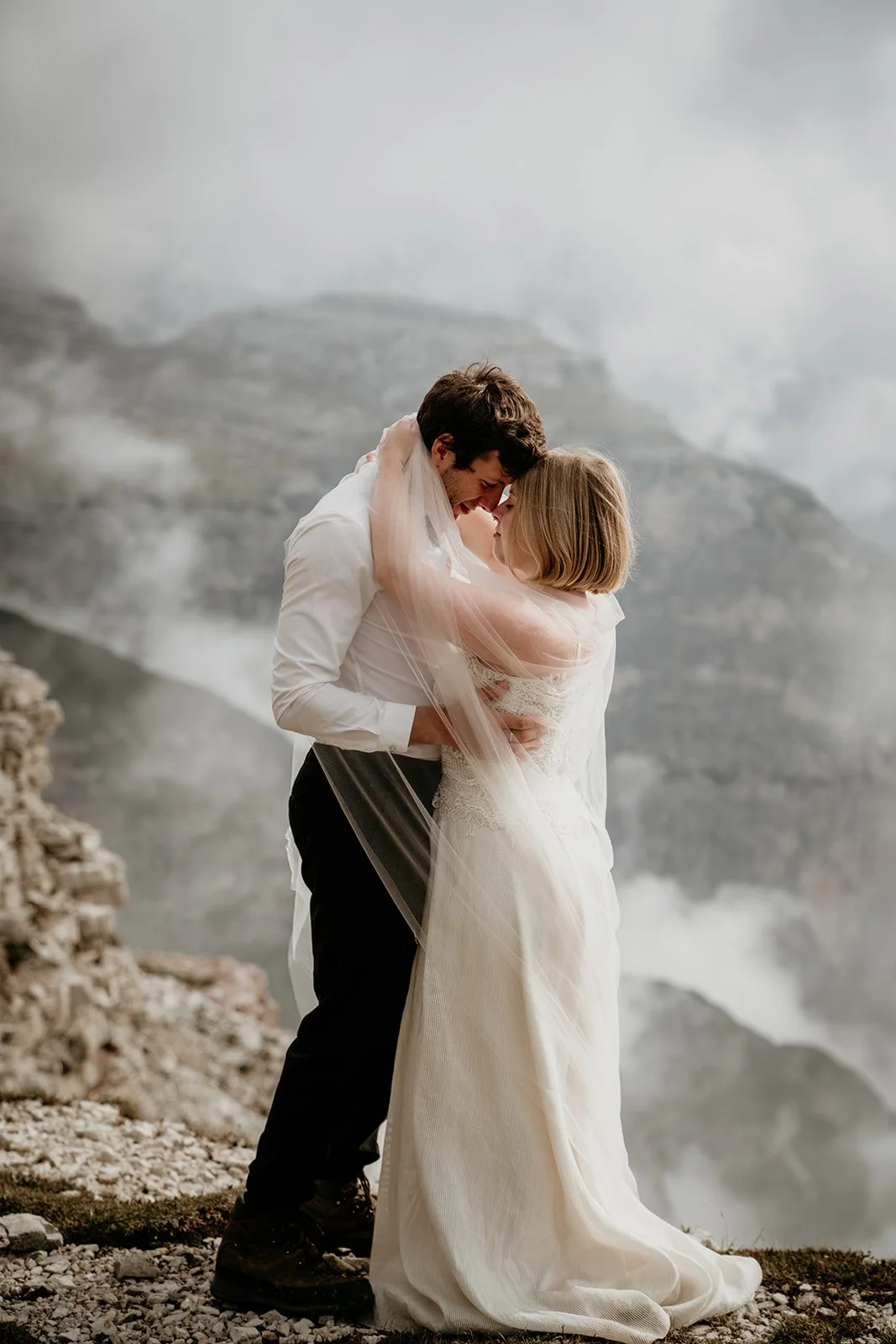Emma & Giacomo, elopement in Dolomites