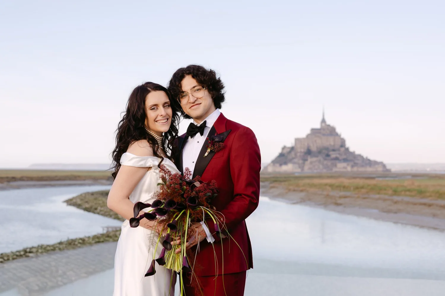 Sarah & Akira, elopement in Mont Saint Michel, France