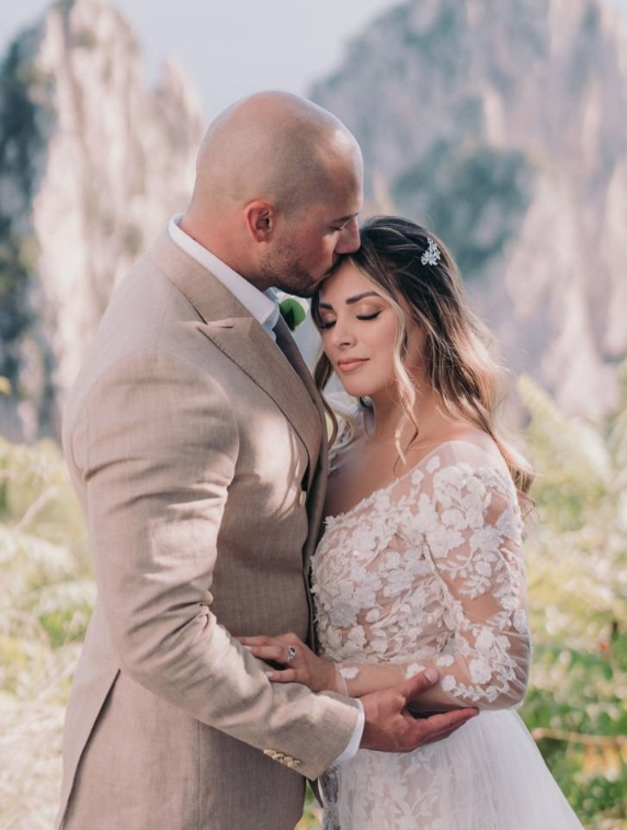 Michelle & Sadhi, elopement in Amalfi Coast