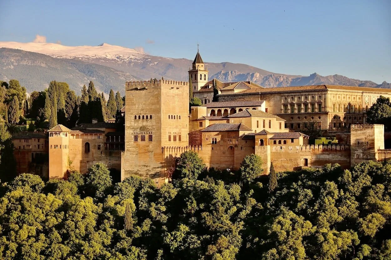 Elope in Granada, Spain