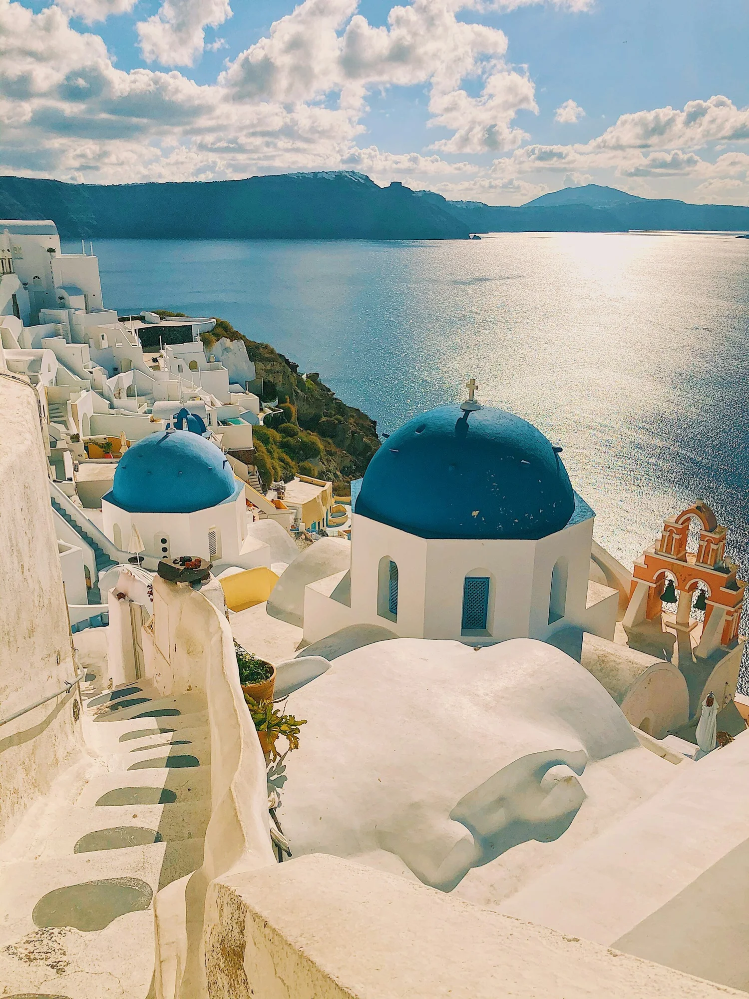 Elope in Greece