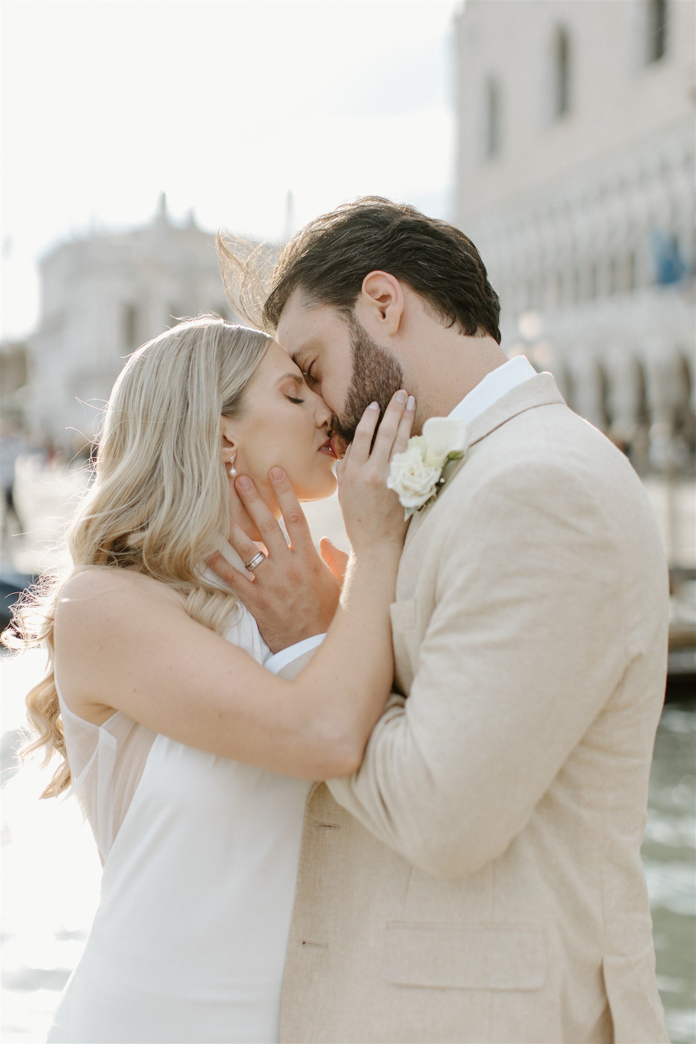 Laurel & Tony, elopement in Venice